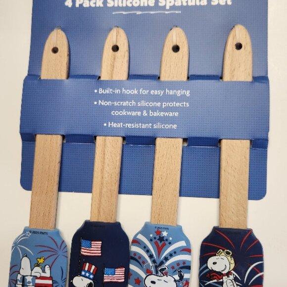 New Peanuts 4 pk Spatula Set w/ Spatula & Cupcake Liners - Picture 2 of 5